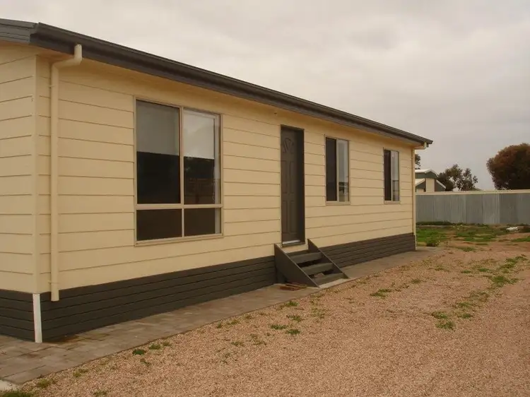 65 Cambridge Street, Moonta Bay SA 5558