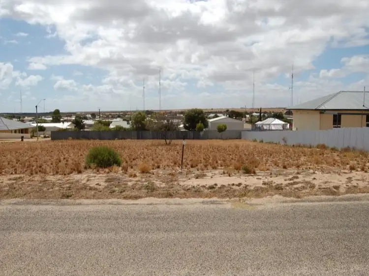 15 Calstock Street, Moonta Bay SA 5558