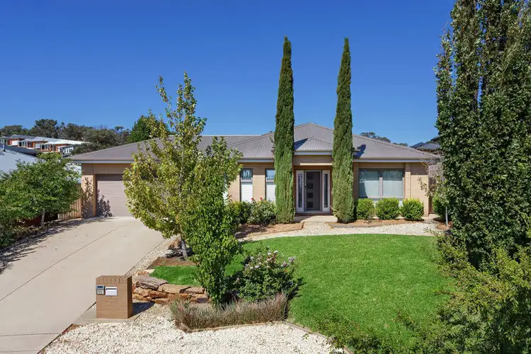 11 Osterley Street, Bourkelands NSW 2650