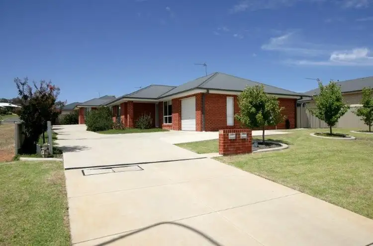2/1 Burrundulla Road, Bourkelands, Wagga Wagga NSW 2650