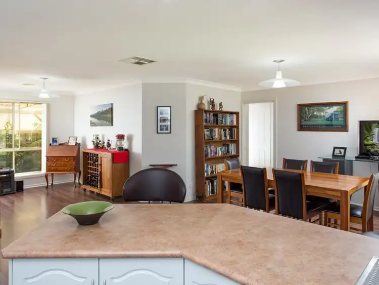 Fourth view of Homely house listing, 2 Woomera Place, Glenfield Park, Wagga Wagga NSW 2650