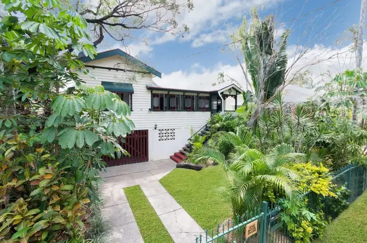 22 Cairns Street, Cairns North QLD 4870