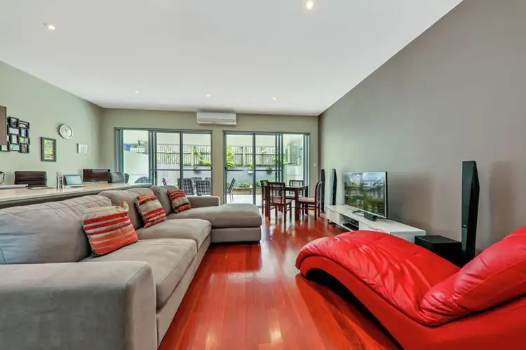 Main view of Homely unit listing, 2/1 Sovereign Street, Indooroopilly QLD 4068