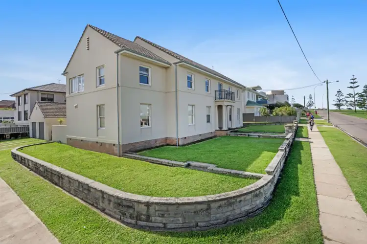10-12 Parkway Avenue, Bar Beach NSW 2300