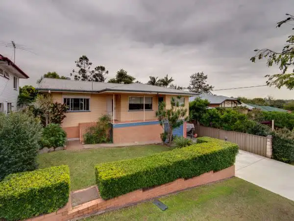 30 Narellan Street, Arana Hills QLD 4054