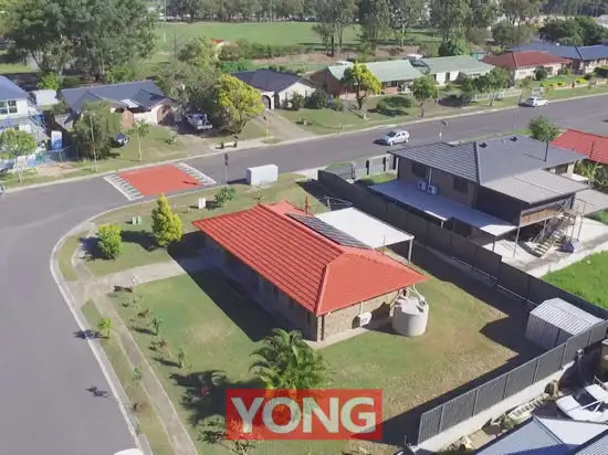 Fifth view of Homely house listing, 2 Agravain Street, Carindale QLD 4152