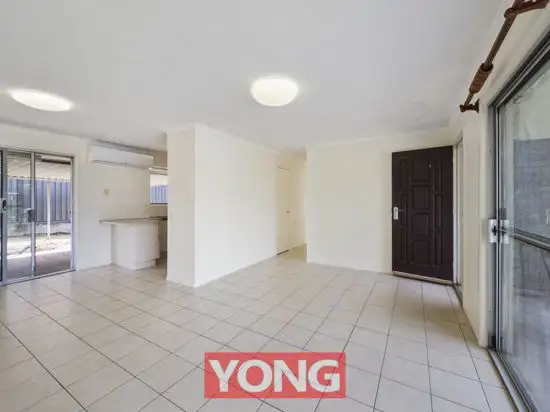 Seventh view of Homely house listing, 2 Agravain Street, Carindale QLD 4152