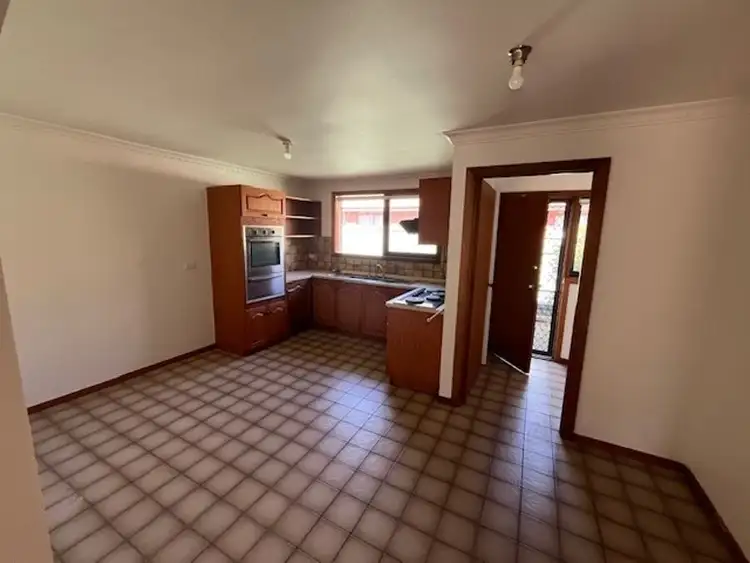 Fifth view of Homely unit listing, 4/87 Mickleham Road, Tullamarine VIC 3043