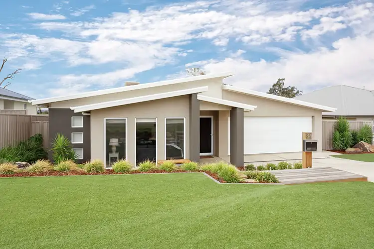 34 Barton Avenue, Lloyd NSW 2650