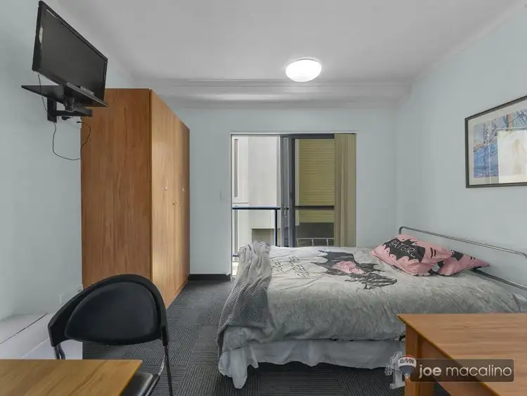 Third view of Homely unit listing, 104 Margaret St, Brisbane City QLD 4000