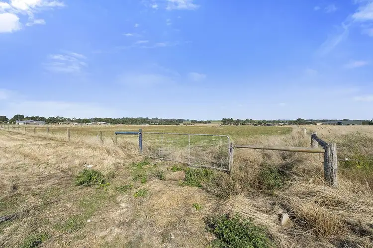 49 Neale Street, Elliminyt VIC 3250