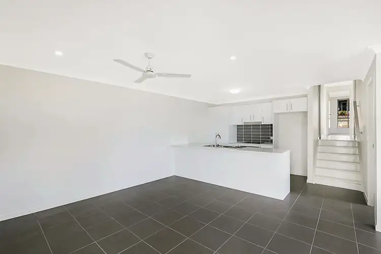 Fifth view of Homely unit listing, 2/7 Felix Street, Cranley QLD 4350