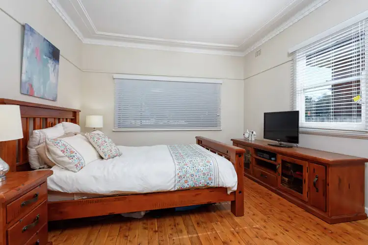 Fifth view of Homely house listing, 17 Plumpton Road, Kooringal NSW 2650