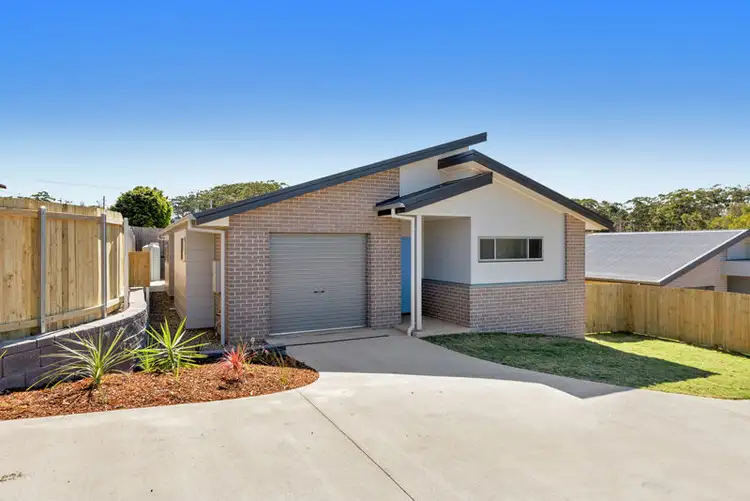 1/24 Sunshine Circuit, Emerald Beach NSW 2456