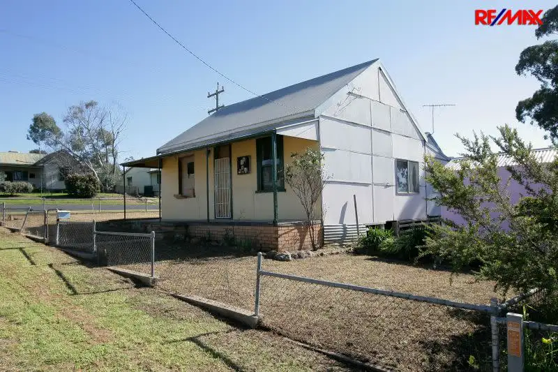 Main view of Homely house listing, 25 Thomas St, Junee NSW 2663