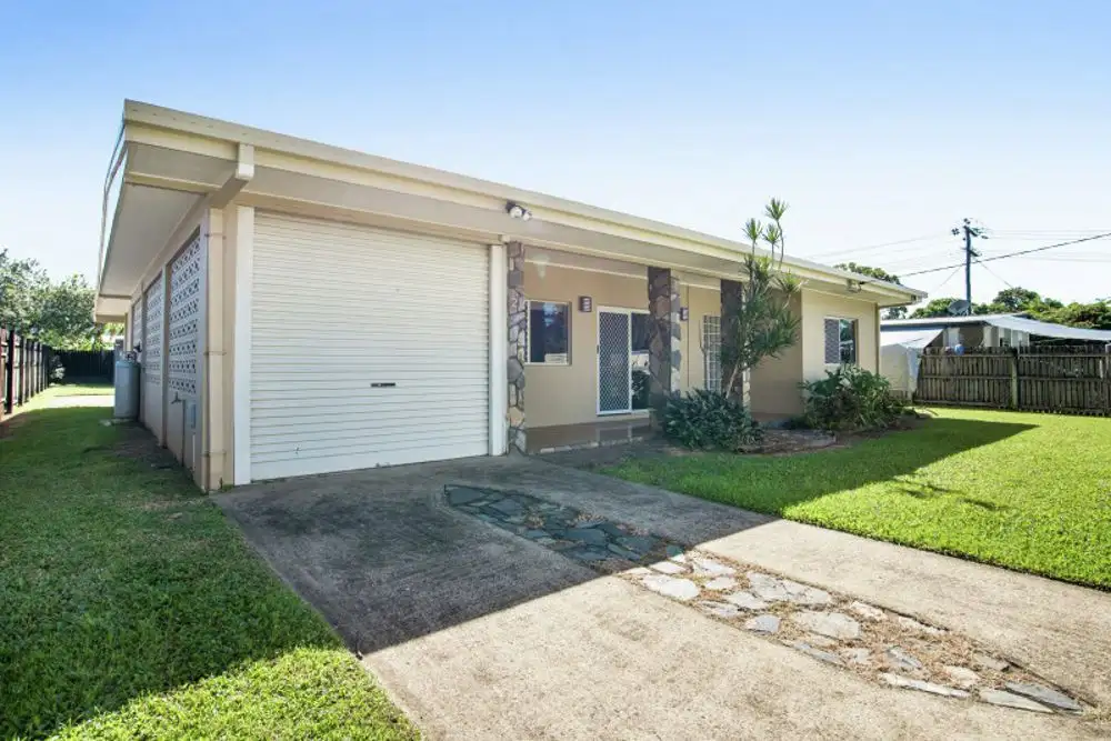 Main view of Homely house listing, 2 Walnut Close, Manoora QLD 4870