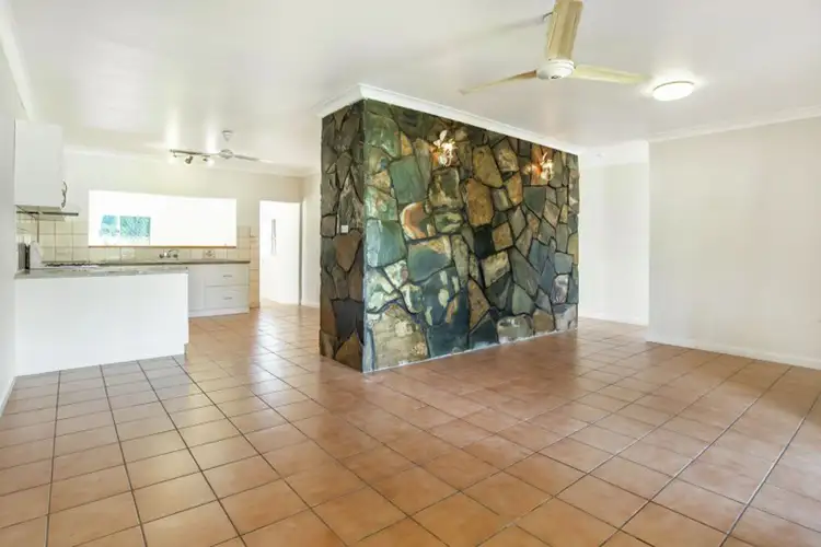 Fifth view of Homely house listing, 2 Walnut Close, Manoora QLD 4870
