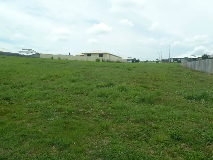 13 Morehead Drive, Rural View QLD 4740