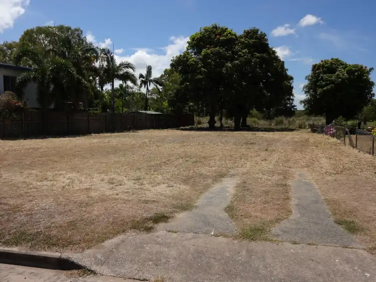 5 Preston Street, Slade Point QLD 4740