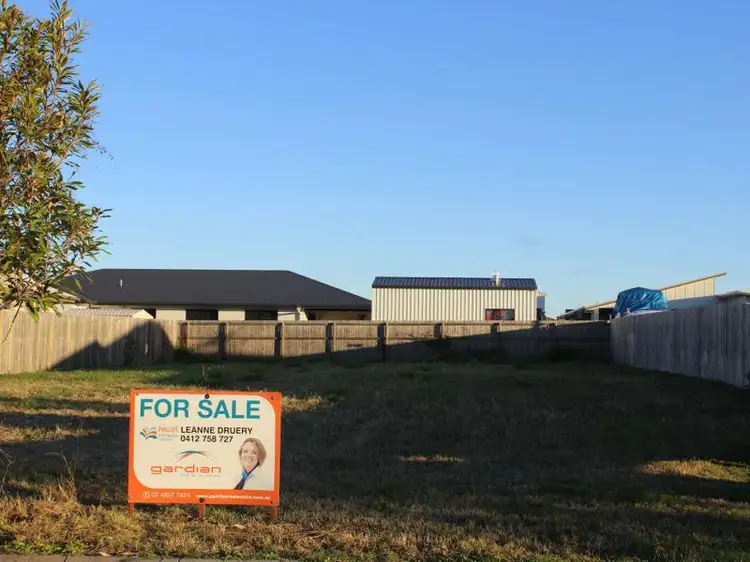 14 Bachelor Court, Marian QLD 4753