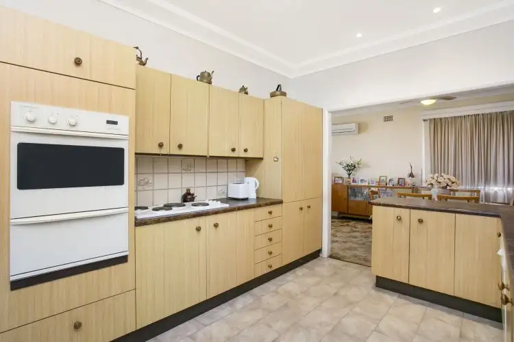 Fourth view of Homely house listing, 5 Keats Av, Ryde NSW 2112