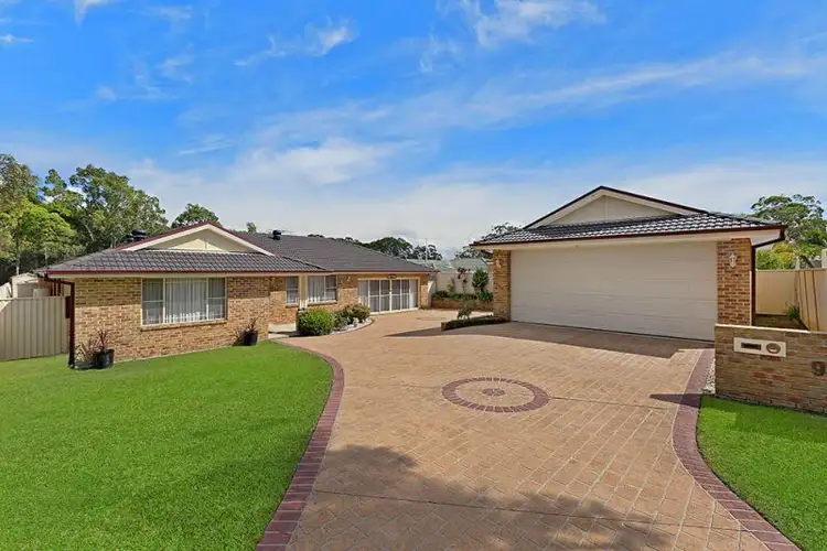 9 Travis Place, Buff Point NSW 2262