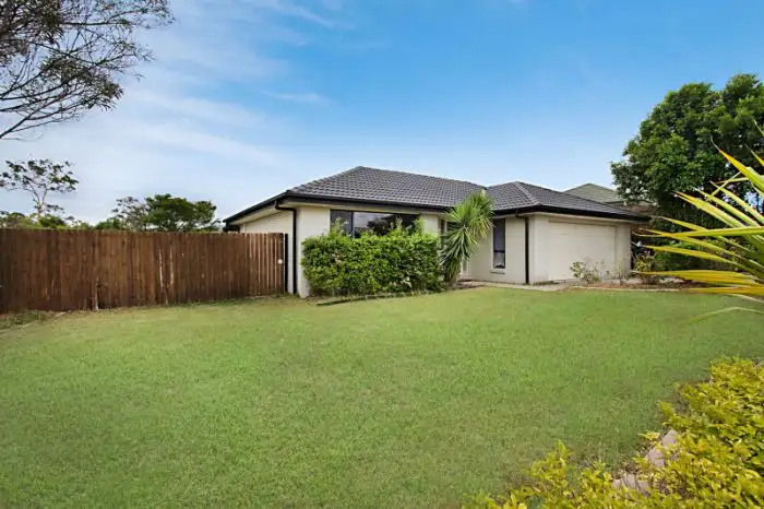 4 Denton St, Upper Coomera QLD 4209