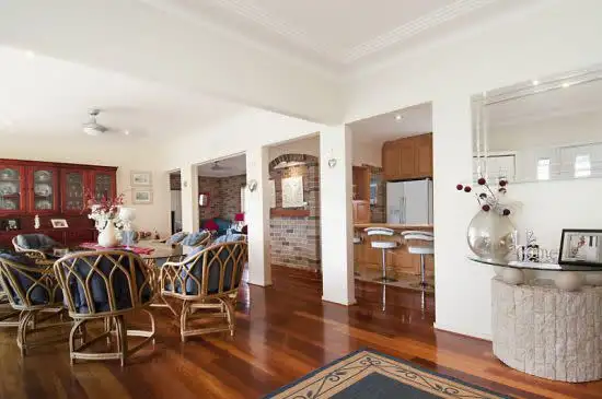 31 Henry Parry Drive, East Gosford NSW 2250