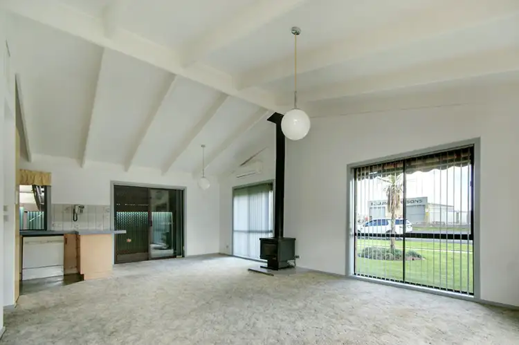 Fifth view of Homely house listing, 1/453 Sloane Street, Deniliquin NSW 2710