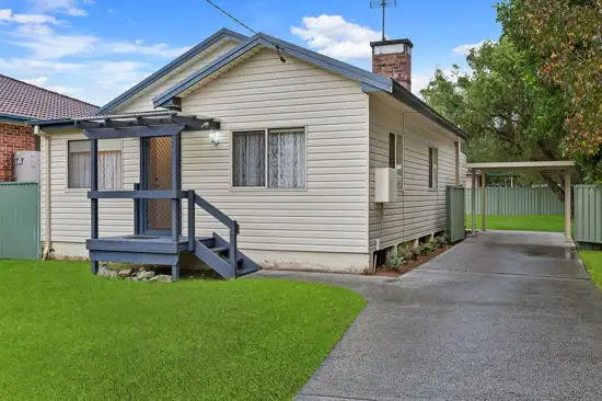 42 Panonia Road, Wyong NSW 2259
