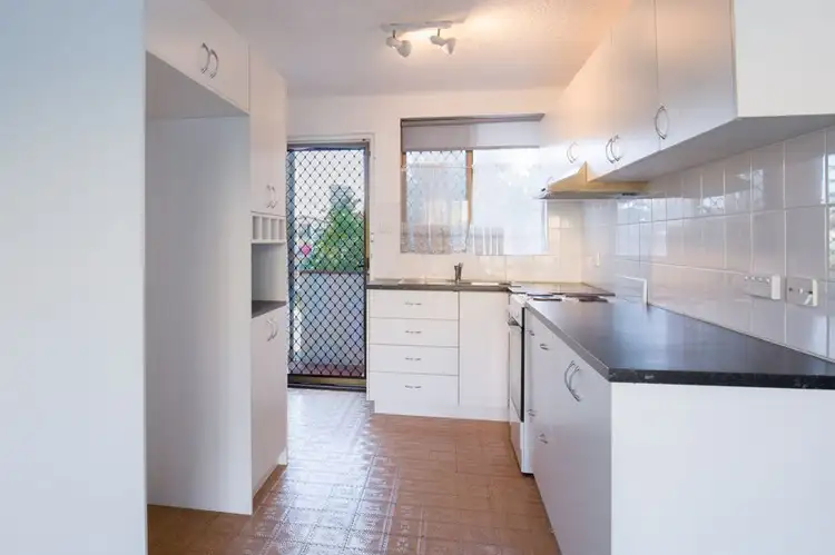 4/3 Sykes Avenue, Kings Beach QLD 4551