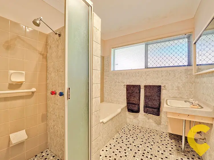 Sixth view of Homely house listing, 6 Larwood Street, Upper Mount Gravatt QLD 4122