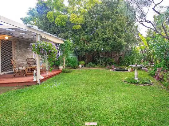 Second view of Homely house listing, 4 Peden Ct, Calamvale QLD 4116