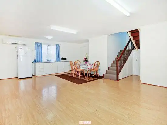 Fifth view of Homely house listing, 27 Roscoe St, Holland Park QLD 4121