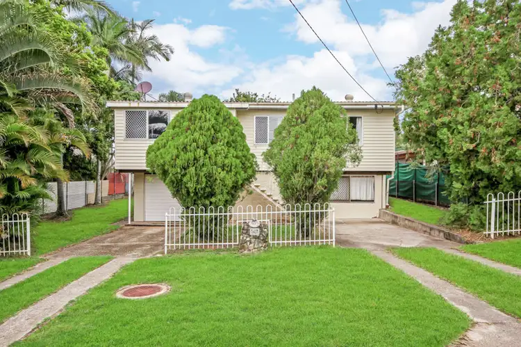 33 Deans Street, Clontarf QLD 4019