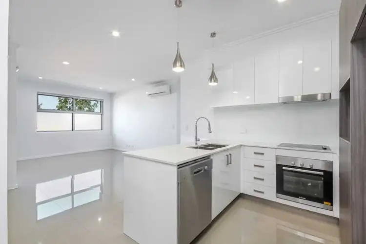 17/15 Durham Street, Coorparoo QLD 4151