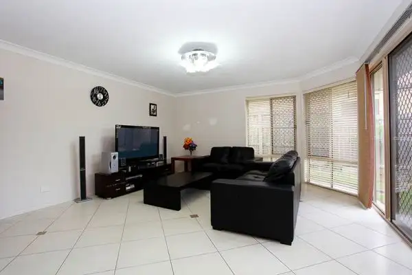 Fifth view of Homely house listing, 2 Sunny Street, Doolandella QLD 4077
