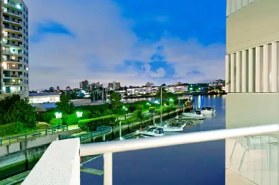17/78 Cairns St, Kangaroo Point QLD 4169