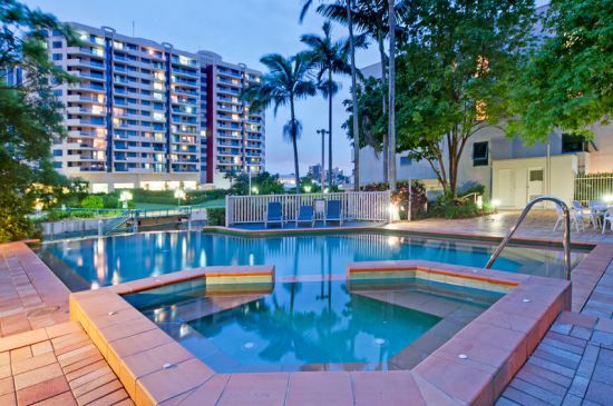 Fourth view of Homely apartment listing, 17/78 Cairns St, Kangaroo Point QLD 4169