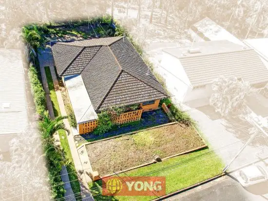 Second view of Homely house listing, 16 Laver St, Macgregor QLD 4109