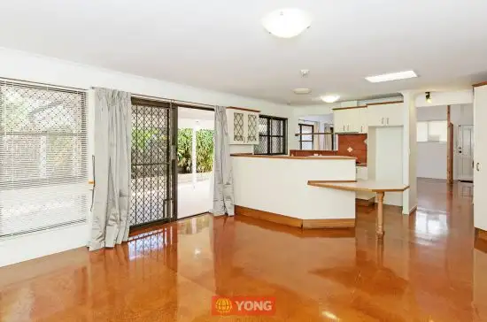 Fifth view of Homely house listing, 4 Saffron St, Robertson QLD 4109