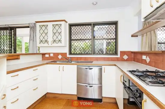 Sixth view of Homely house listing, 4 Saffron St, Robertson QLD 4109