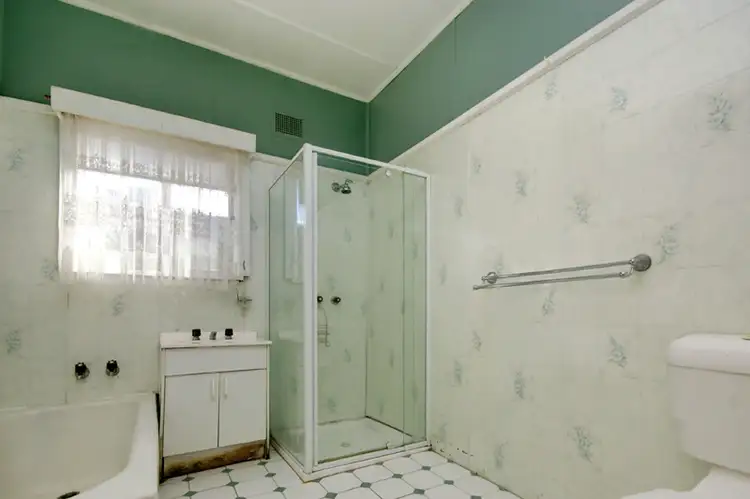 Fifth view of Homely house listing, 521 Poictiers Street, Deniliquin NSW 2710