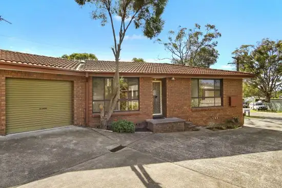 1/7 Anembo Avenue, Summerland Point NSW 2259