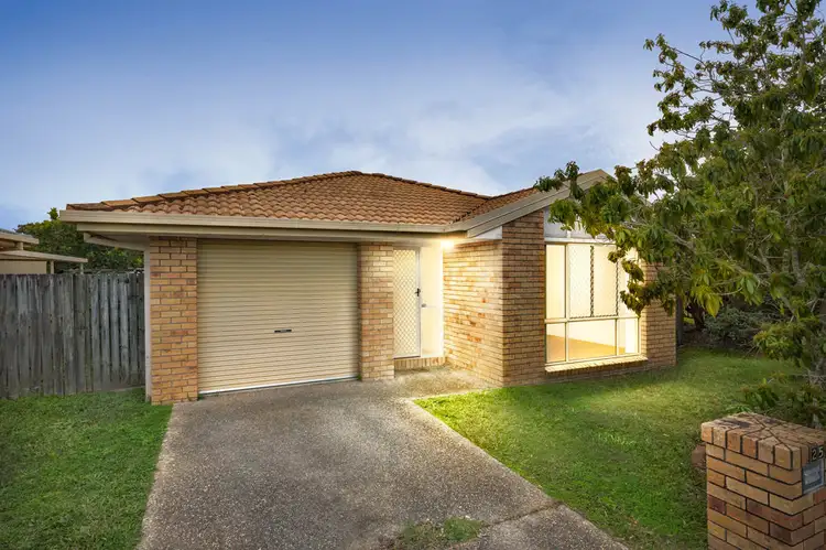25 Silkyoak Circuit, Fitzgibbon QLD 4018