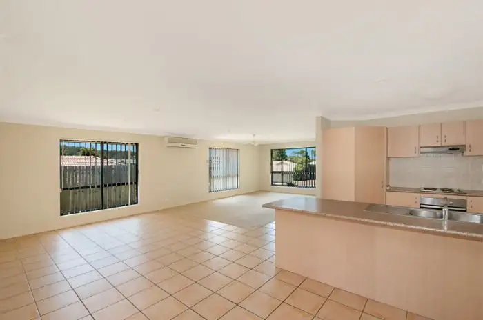 24 Freestone Dr, Upper Coomera QLD 4209