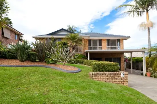 7 DeCastella Drive, Boambee East NSW 2452