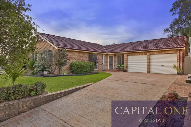 7 Heritage Drive