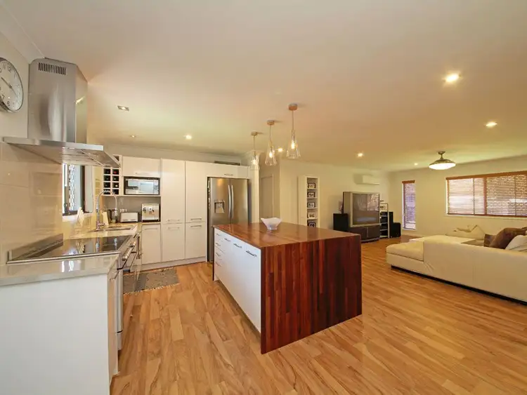 Third view of Homely house listing, 2 Alison Court, Kippa-ring QLD 4021