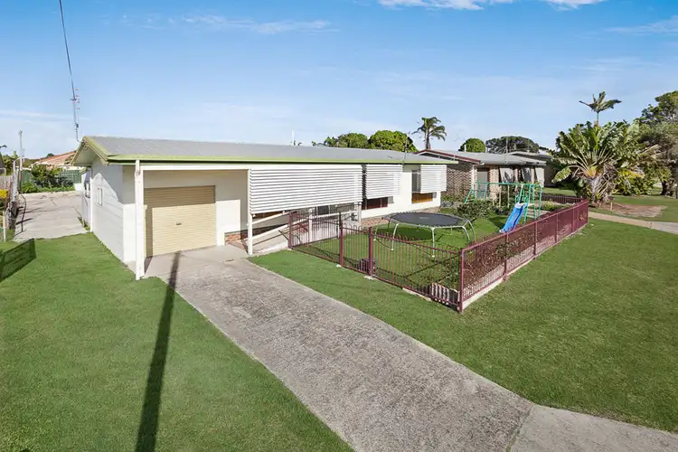 48 Hansen Street, Urangan QLD 4655